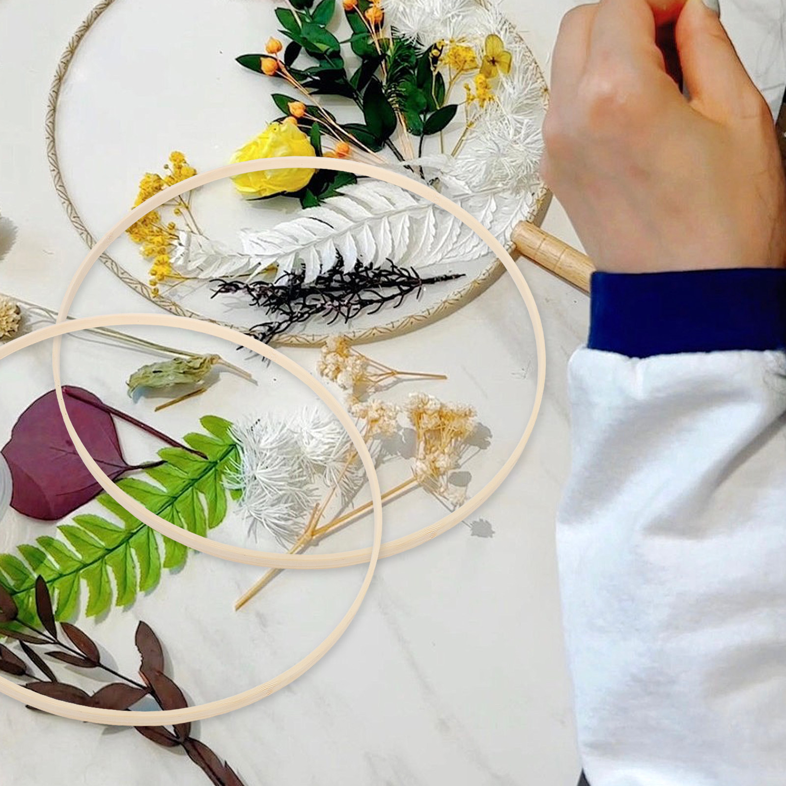 Embroidery Ring - 10個入り、刺繍用フープ、木製、丸型、リースやマクラメのフレームに使える、小サイズの型。