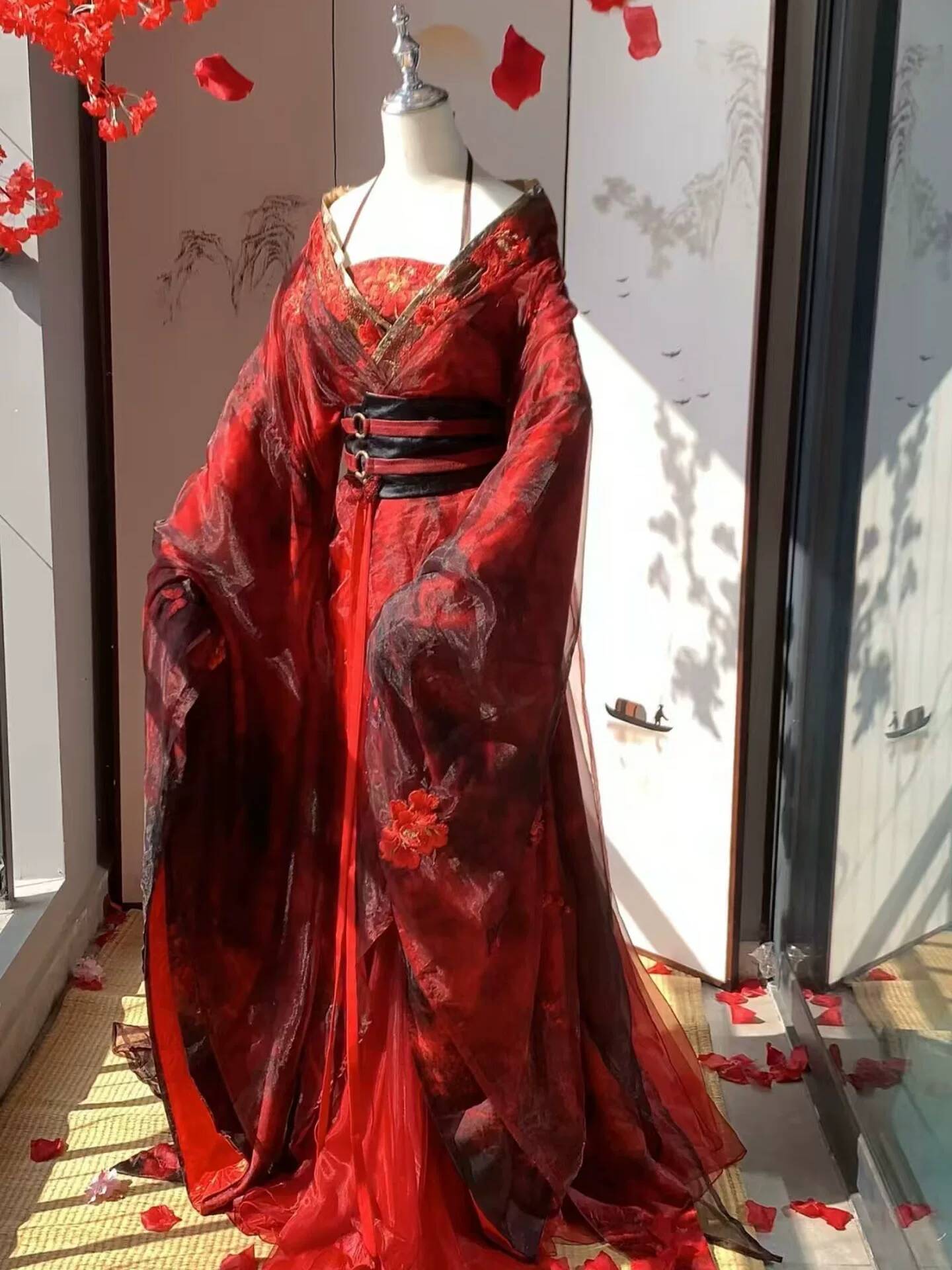 Embroidery Cotton - 新しいダチュラレッド漢服女性古代スタイル重工業刺繍戦国時代ローブ仙侠衣装ドラマ