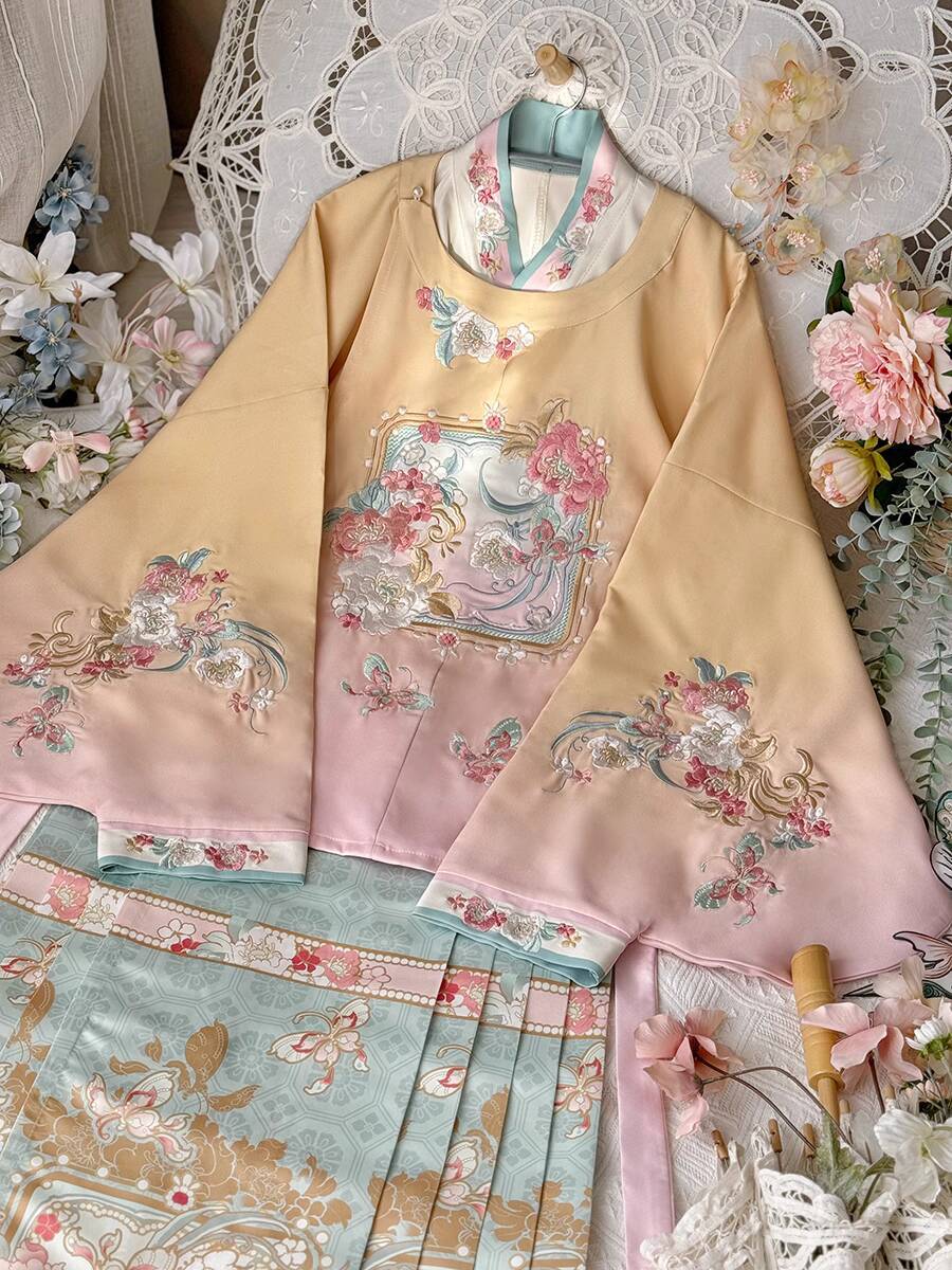 Embroidery Skirt - 新しい漢服女性明システムラウンドネックビッグカラー刺繍ピパ袖馬顔スカートフィエスタカーニバルハロウィンコスコスプレ
