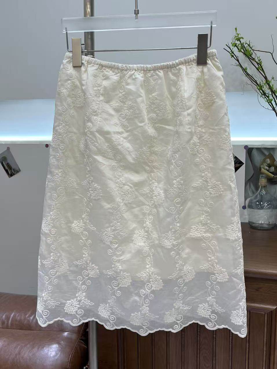 韓国スタイルプラスサイズ刺繍入りカジュアルスカートレディース - Embroidery Skirt のレビューと価格
