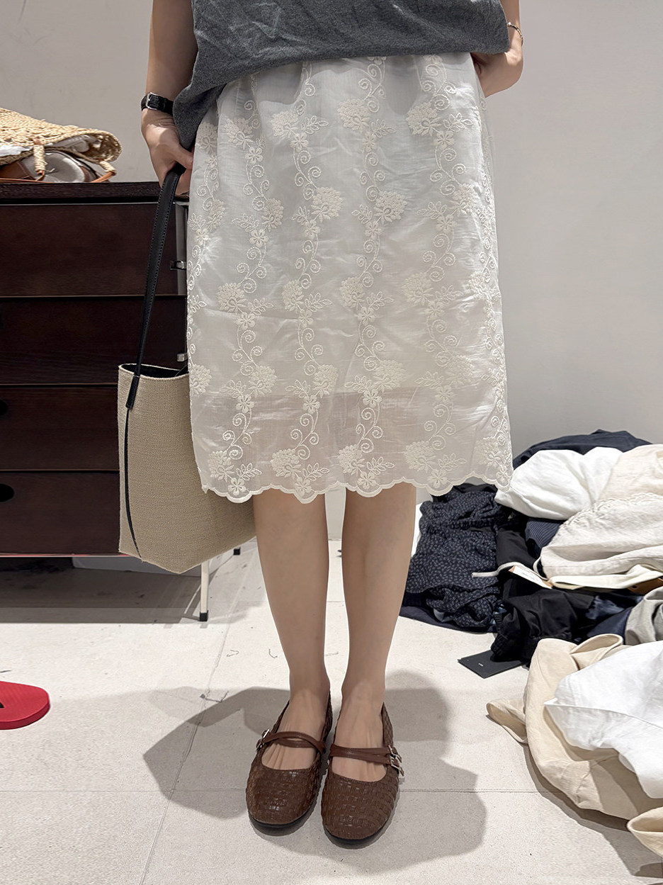 韓国スタイルプラスサイズ刺繍入りカジュアルスカートレディース - Embroidery Skirt のレビューと価格