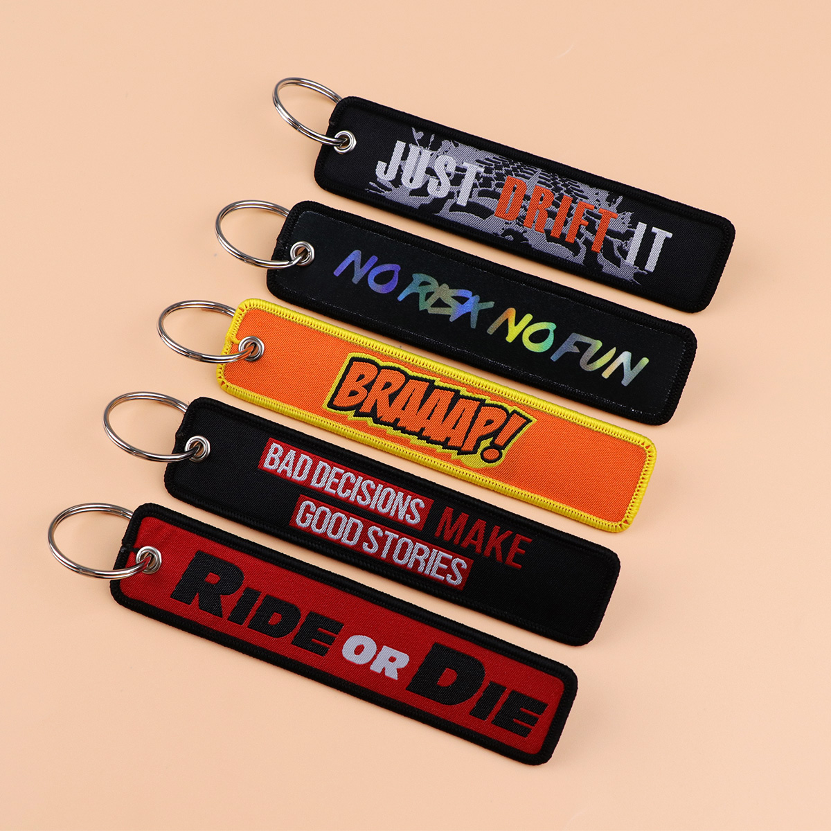 1 個「リスクなしで楽しさなし」面白い引用シリーズ刺繍キーフ - Embroidery Quote のレビューと価格