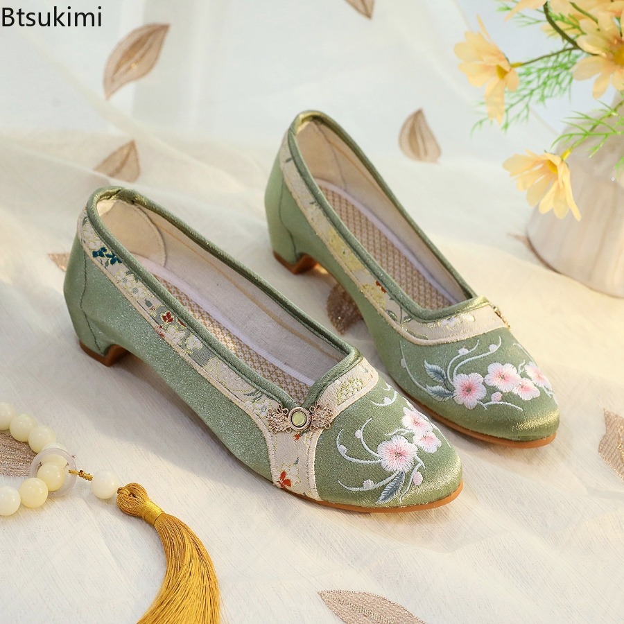 2026 新しい女性の靴エスニックスタイル刺繍古い北京布靴シ - Embroidery Cotton のレビューと価格