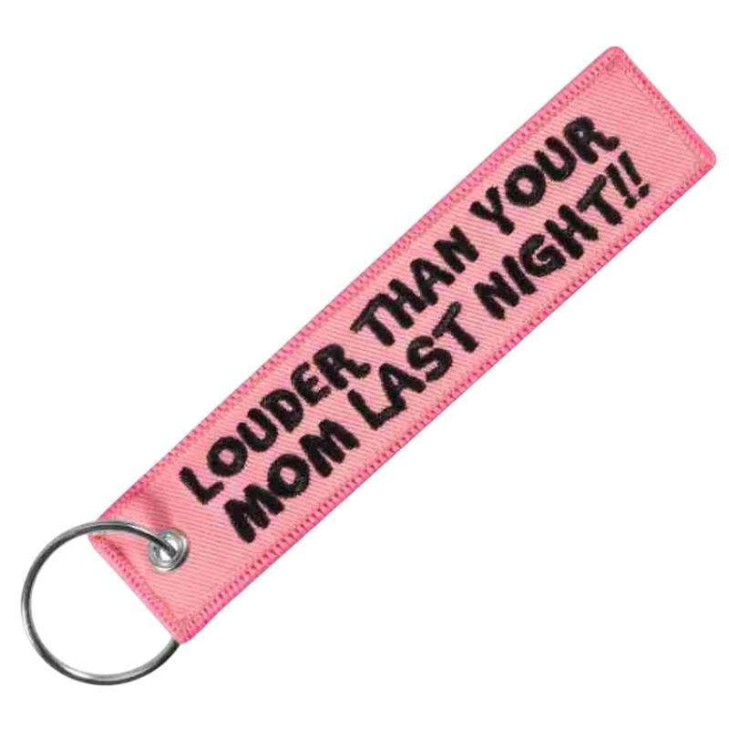 LOUDER THAN YOUR MOM キーホルダー 車用 - Embroidery Quote のレビューと価格