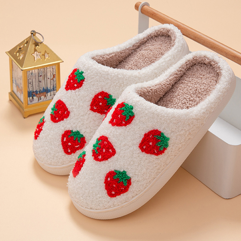 イチゴ柄レディーススリッパ 室内用フラット冬用デザイナーズシ - Embroidery Cotton のレビューと価格