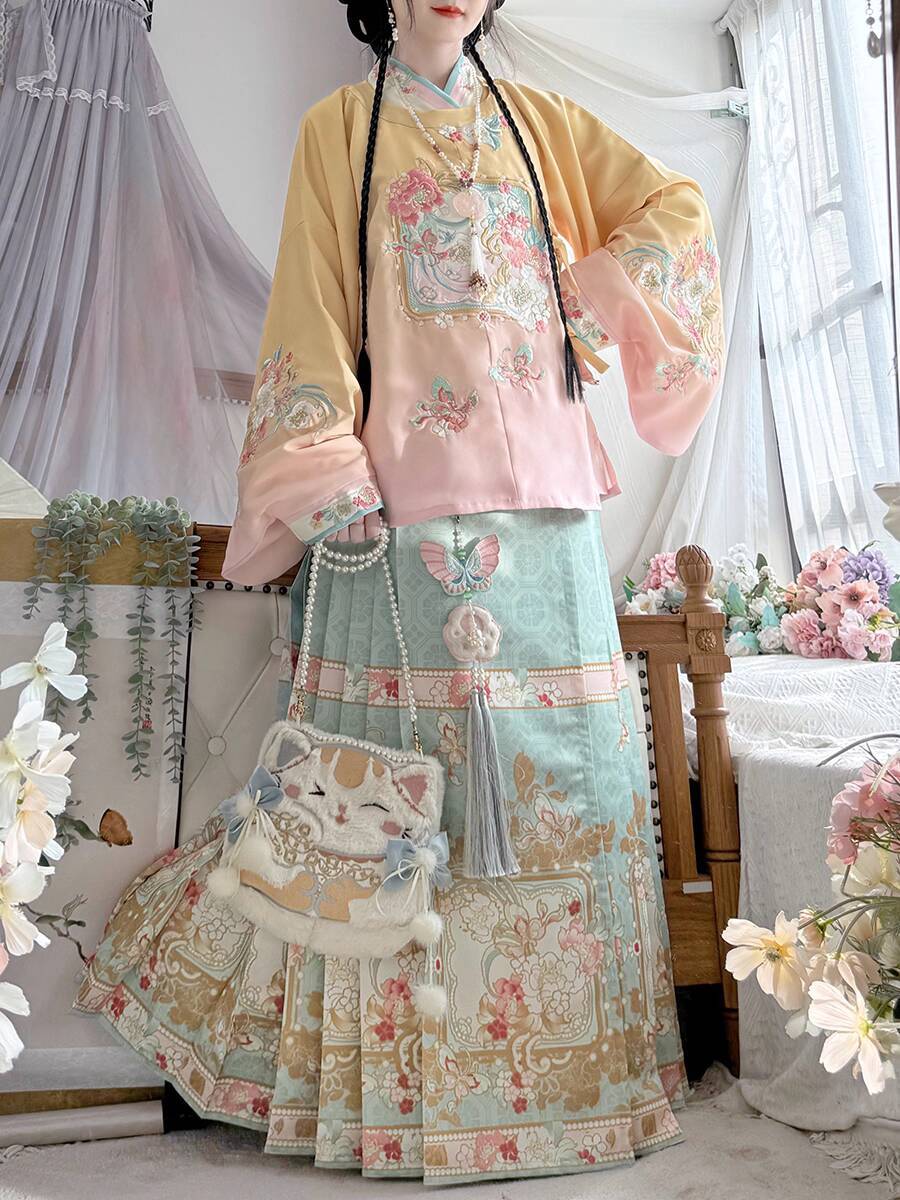 新しい漢服女性明システムラウンドネックビッグカラー刺繍ピパ袖 - Embroidery Skirt のレビューと価格